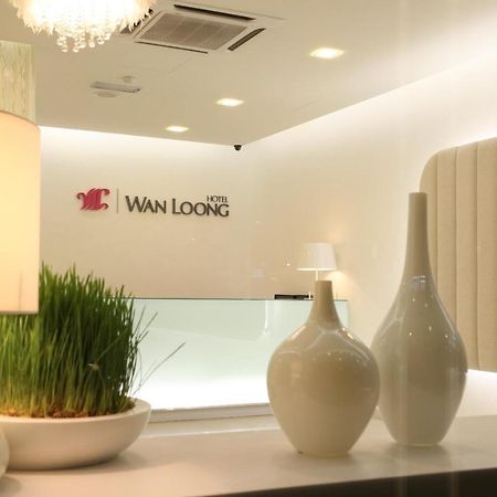Wan Loong Hotel Pontian Kecil Exterior photo